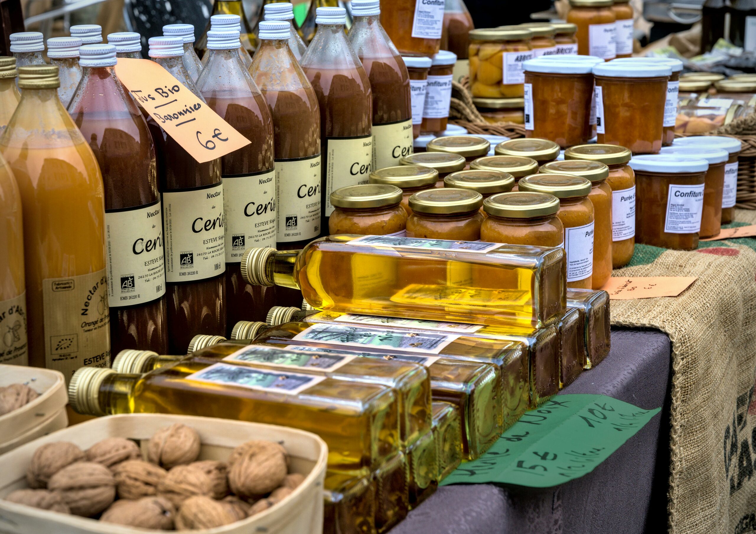 Marché provençal @Pexels Marché provençal St Tropez @Pexels